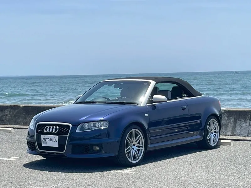 アウディ RS4 カブリオレ