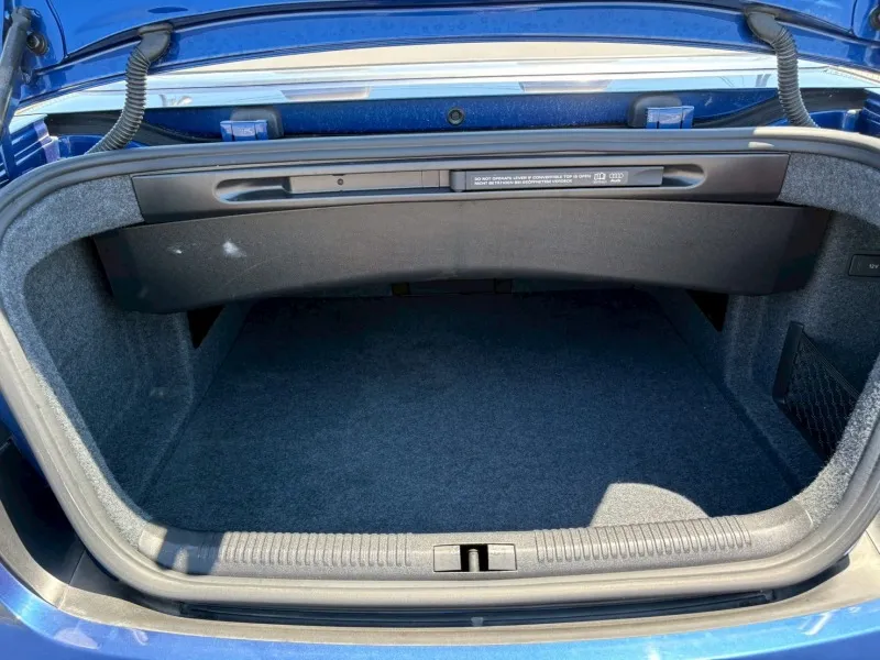 アウディ A4 カブリオレ