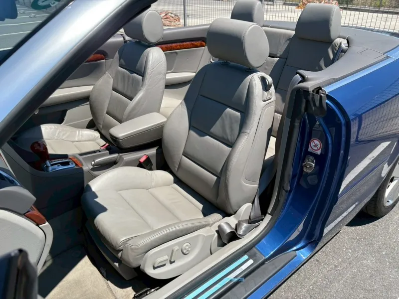 アウディ A4 カブリオレ