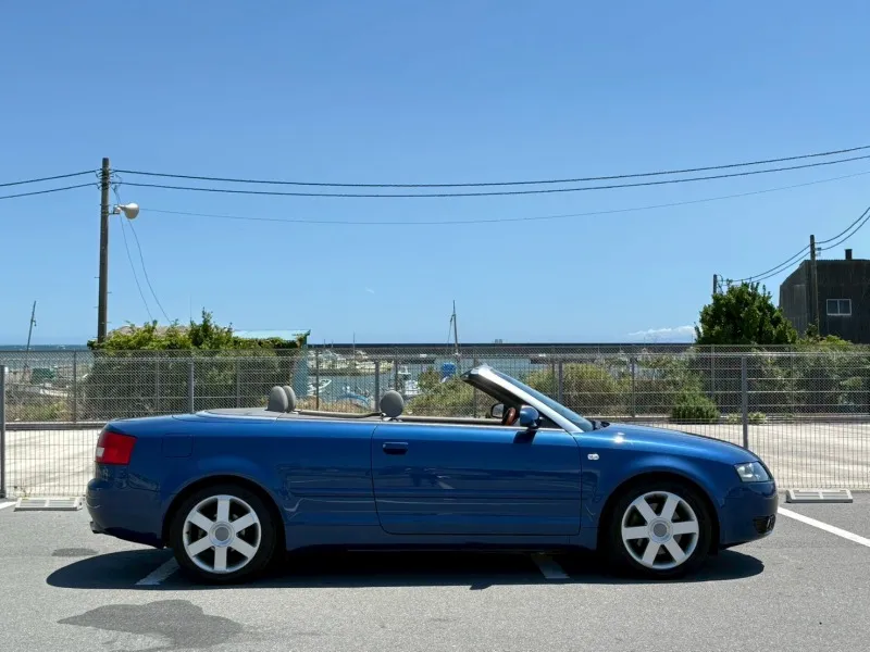 アウディ A4 カブリオレ