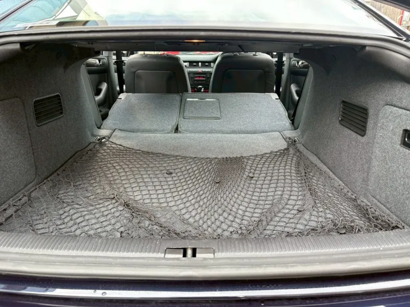 アウディ A6 2.8クワトロ