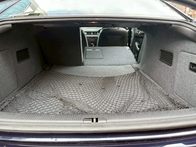 アウディ A6 2.8クワトロ