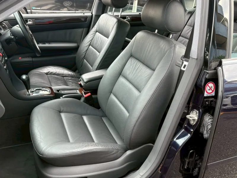 アウディ A6 2.8クワトロ