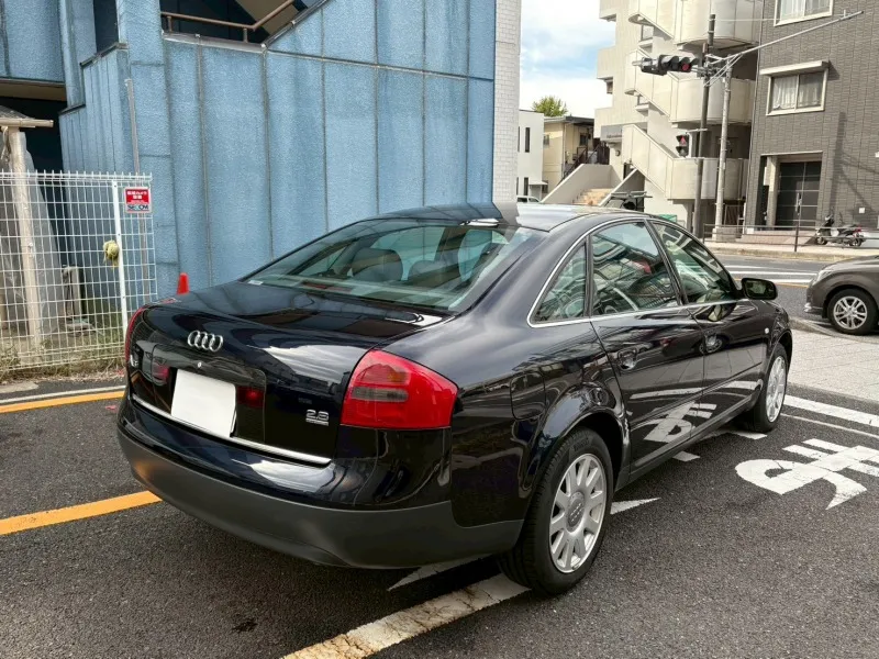 アウディ A6 2.8クワトロ