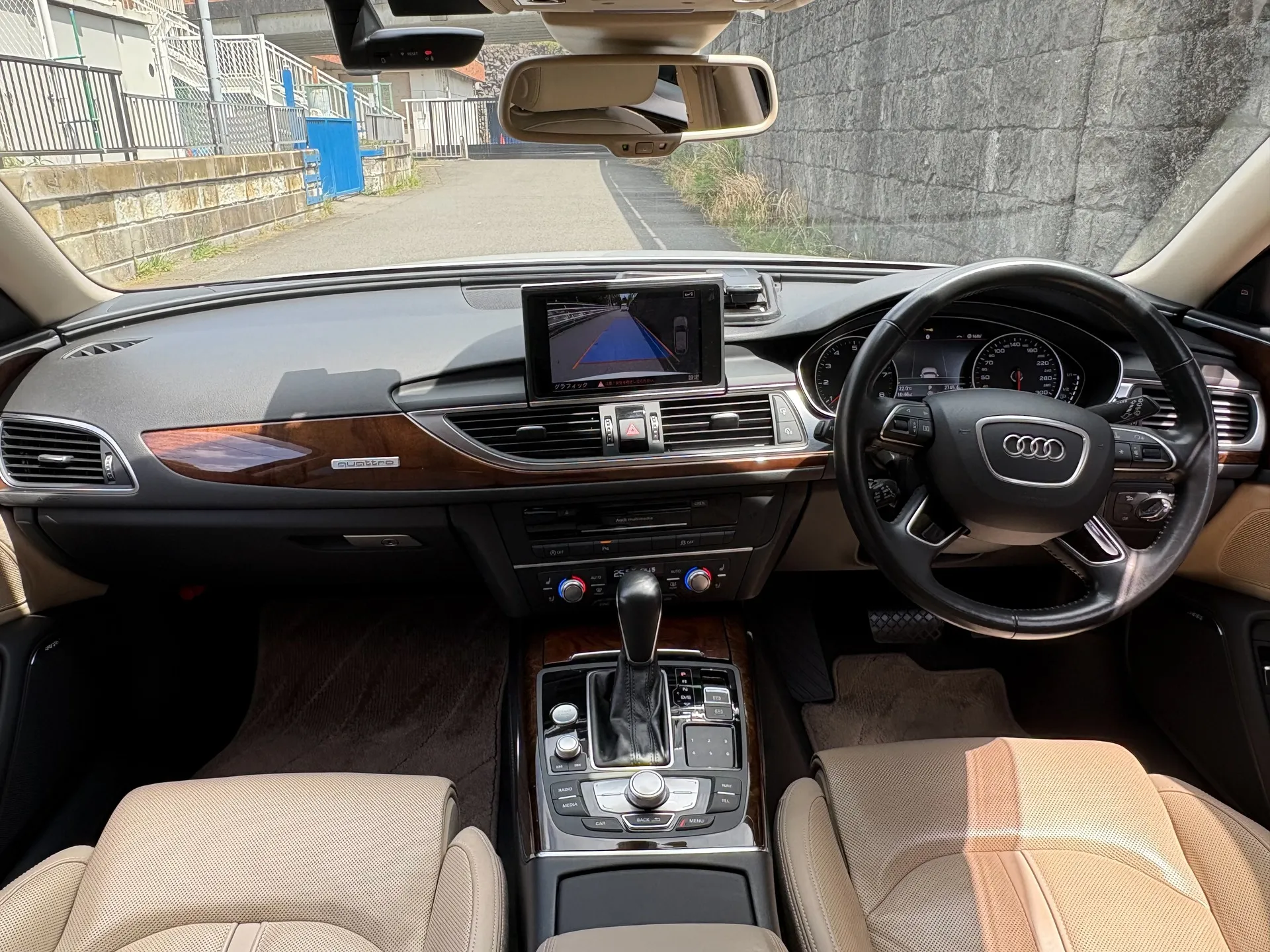 アウディA6アバント（4G後期）が入庫しました！このモデルは...