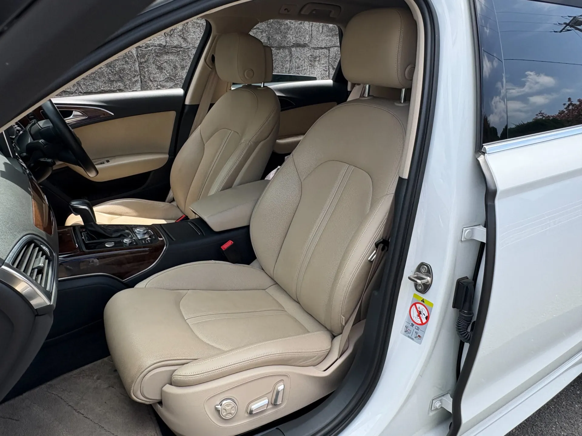 A6アバント2.0クワトロ（4G後期）