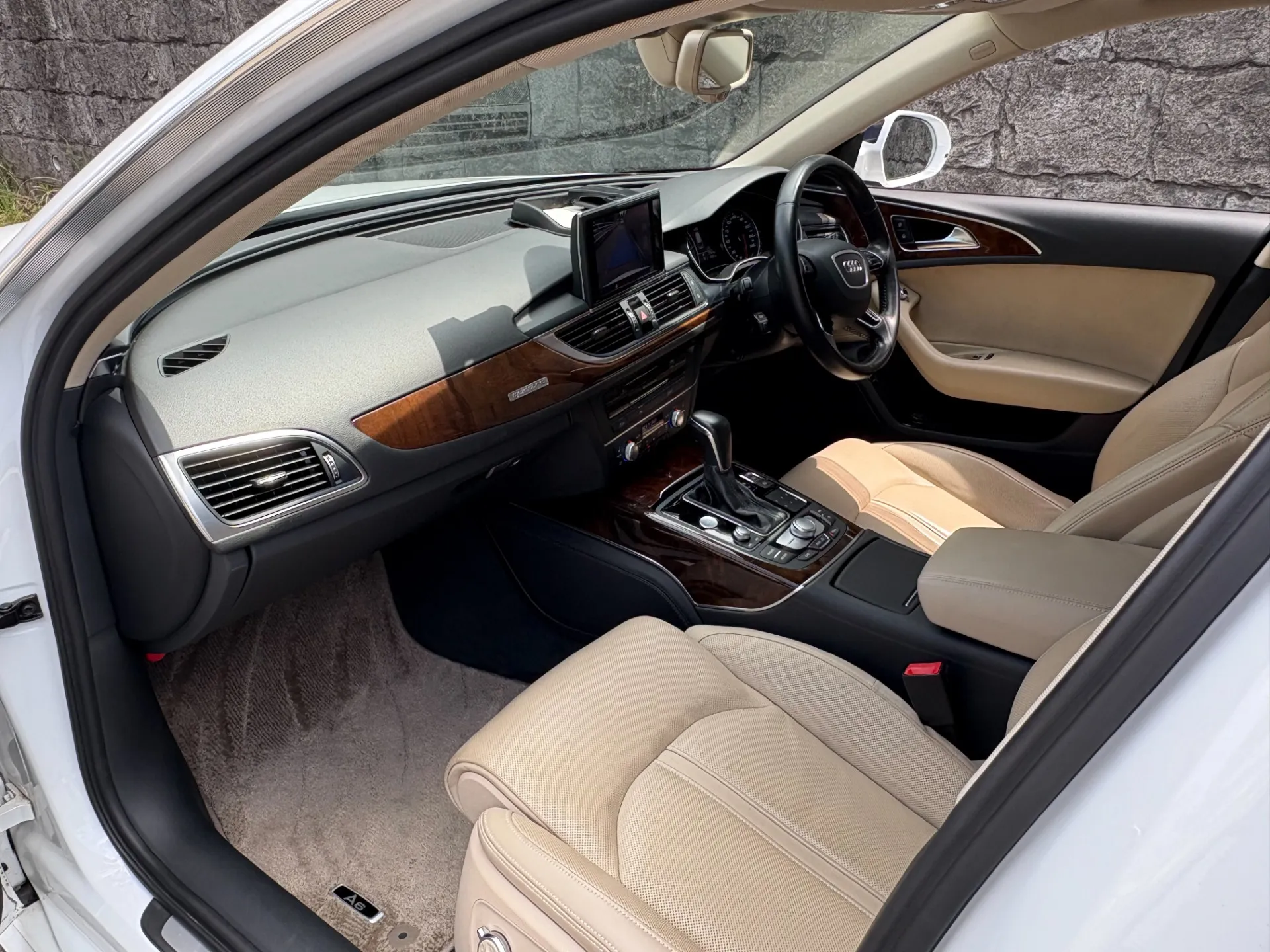 A6アバント2.0クワトロ（4G後期）