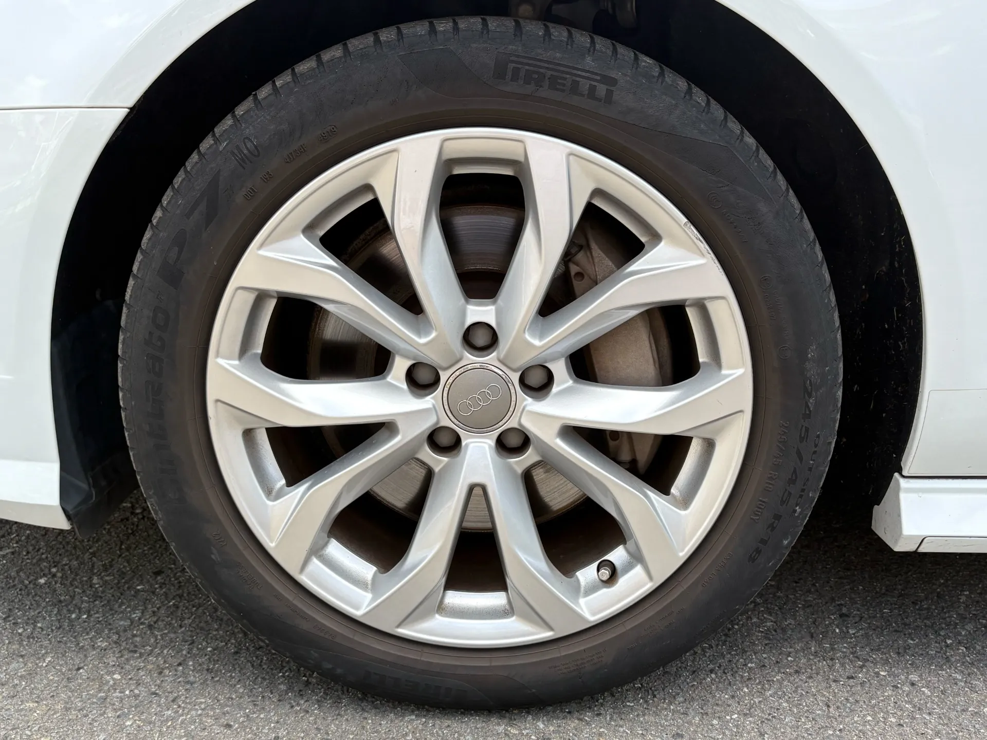 A6アバント2.0クワトロ（4G後期）