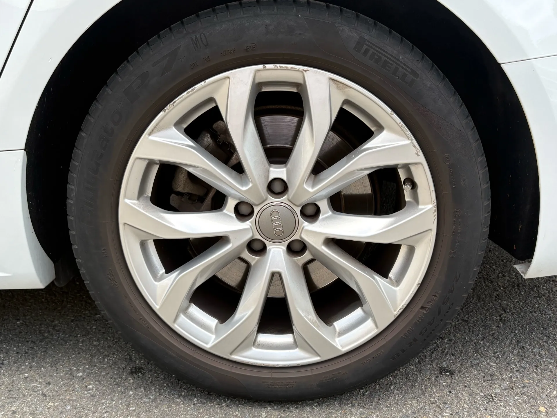 A6アバント2.0クワトロ（4G後期）