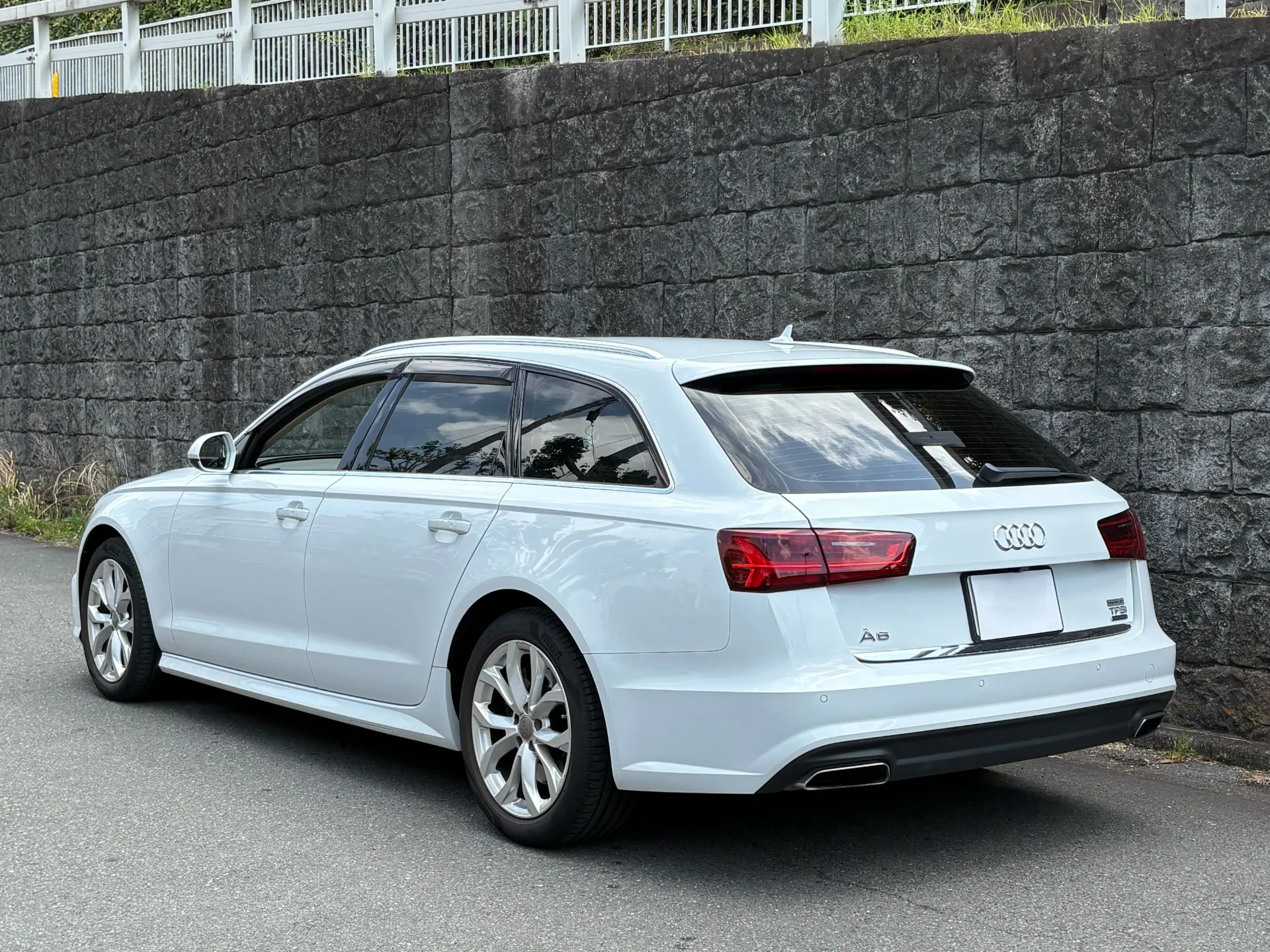 A6アバント2.0クワトロ（4G後期）