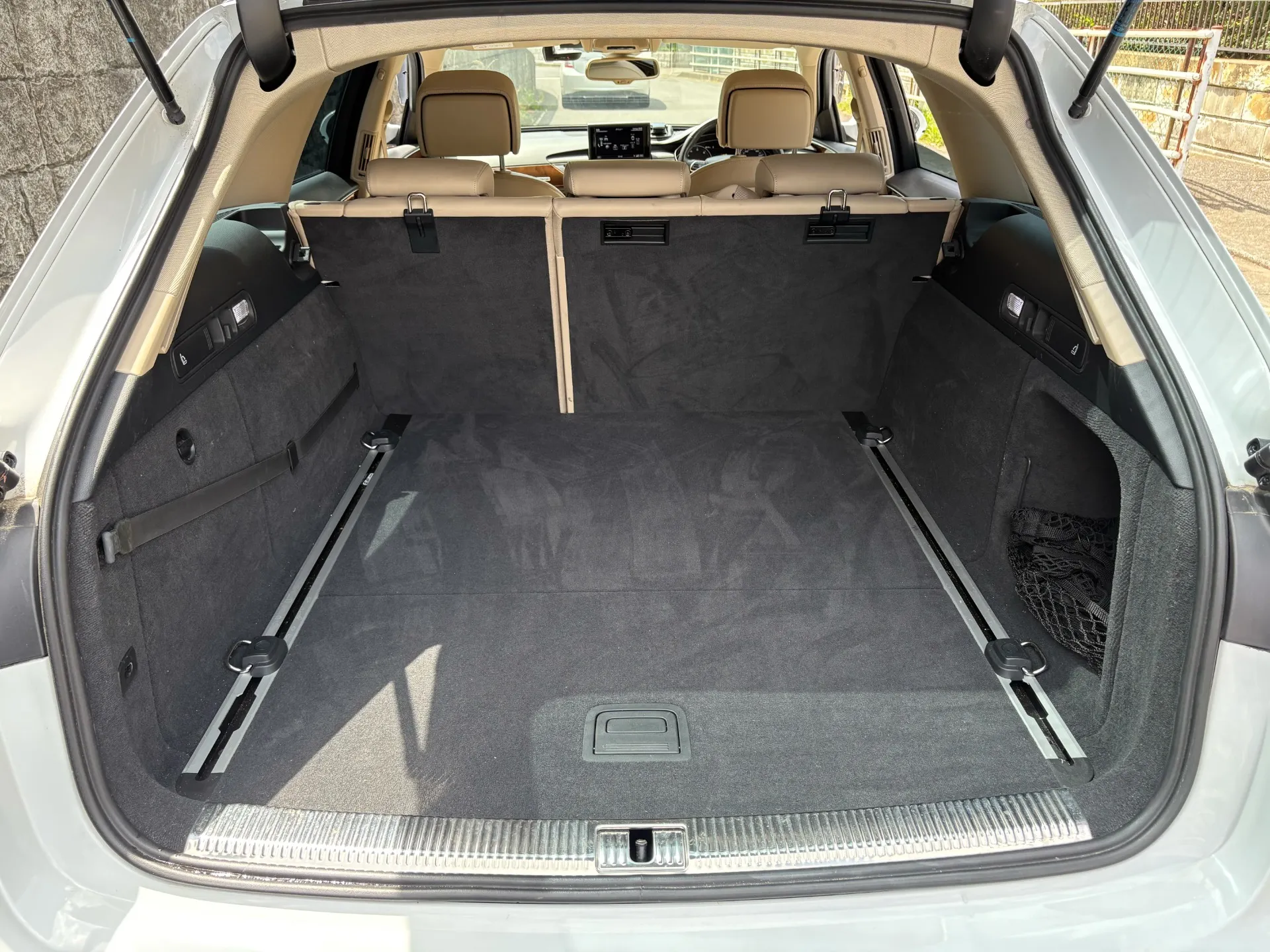 A6アバント2.0クワトロ（4G後期）