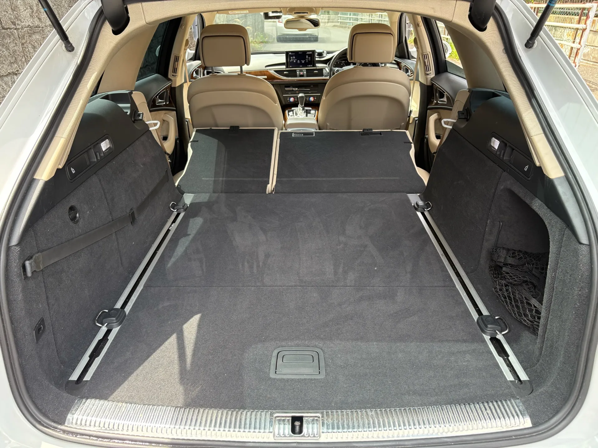 A6アバント2.0クワトロ（4G後期）