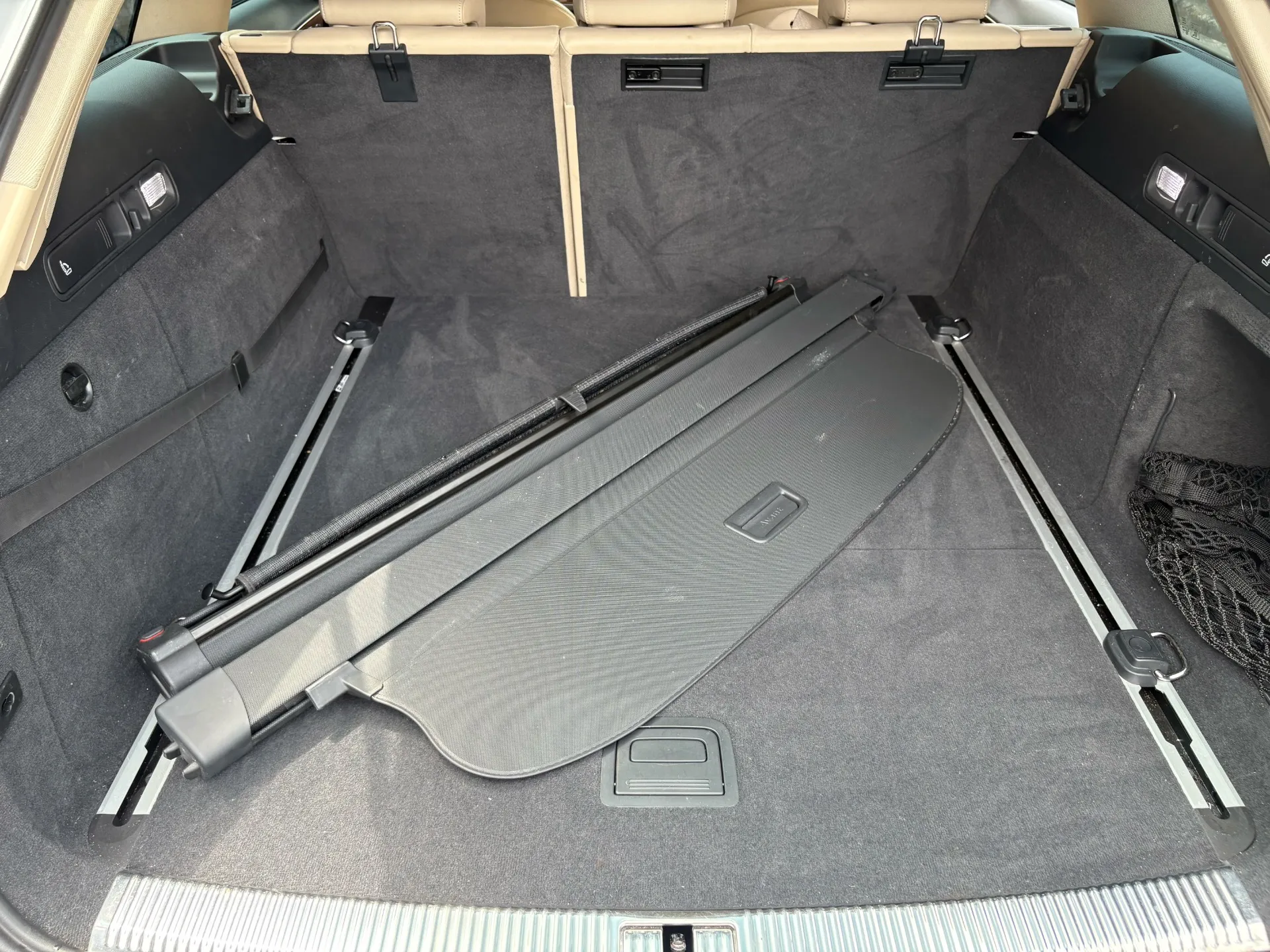 A6アバント2.0クワトロ（4G後期）