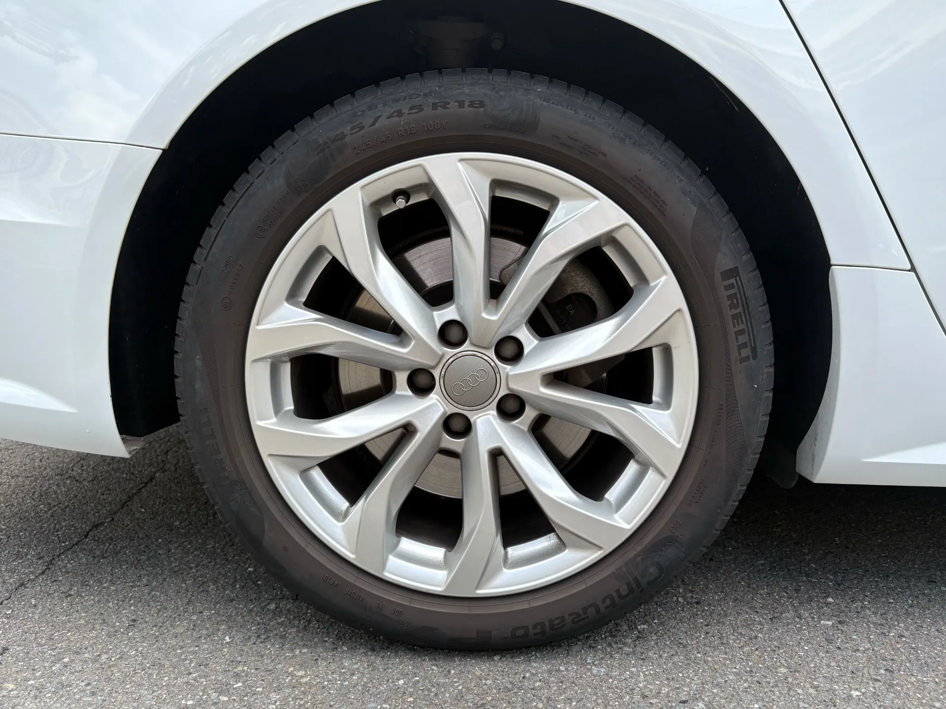 A6アバント2.0クワトロ（4G後期）