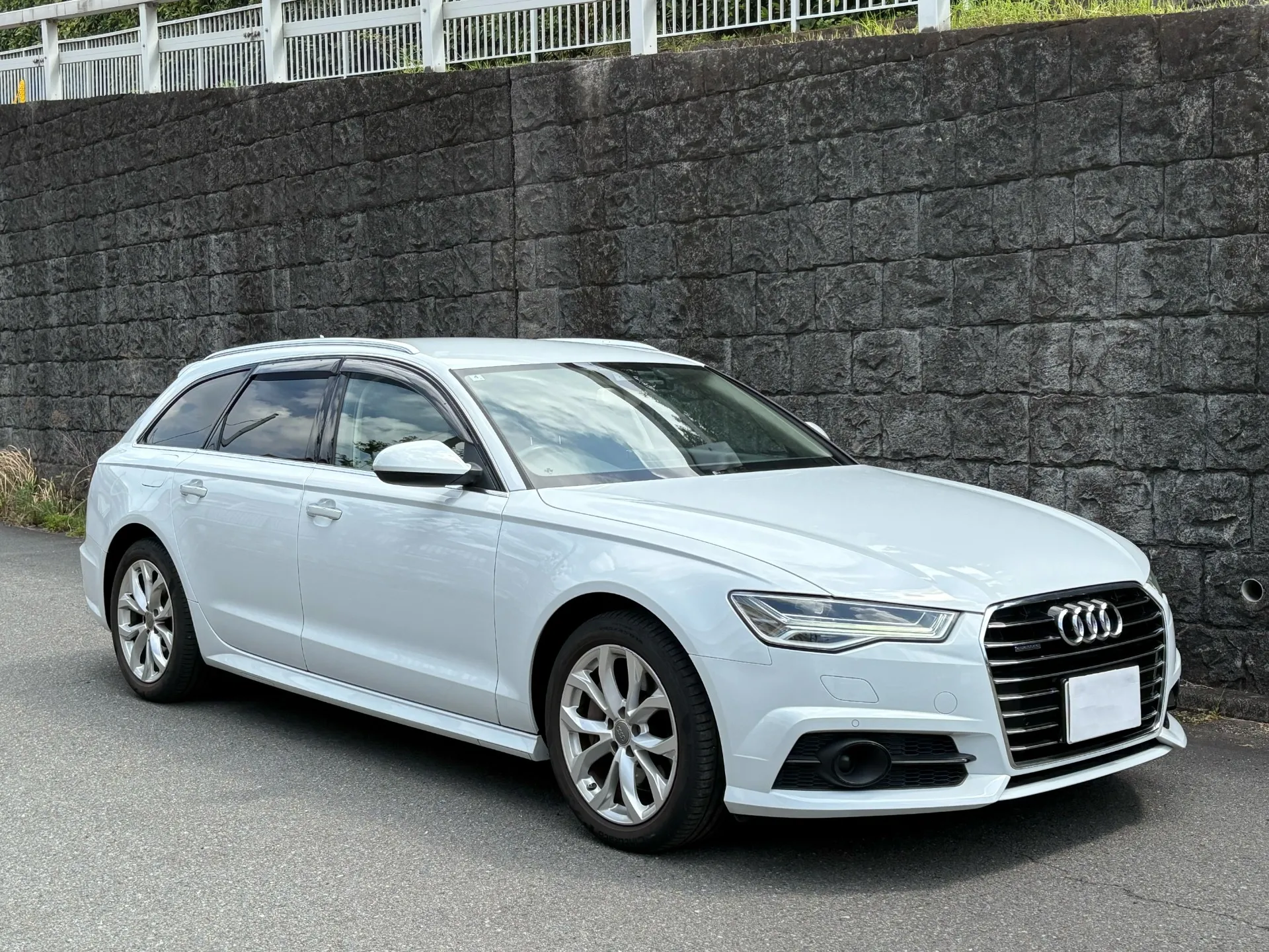 A6アバント2.0クワトロ（4G後期）