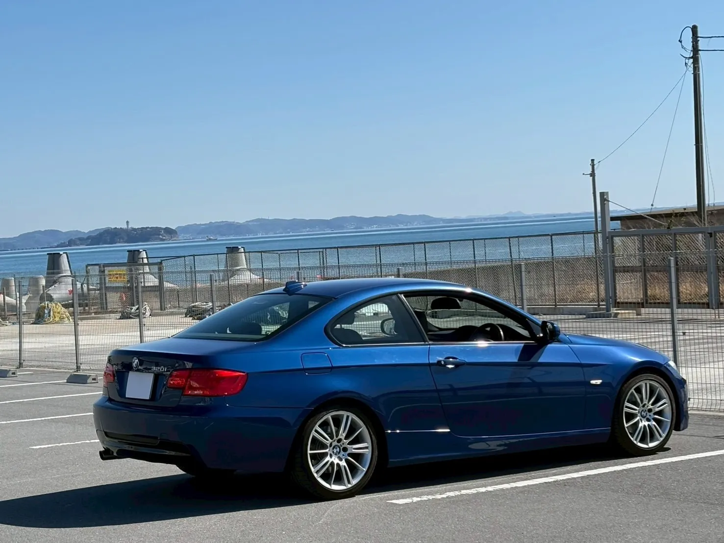 BMW　320クーペ（E92後期）　MスポーツPKG