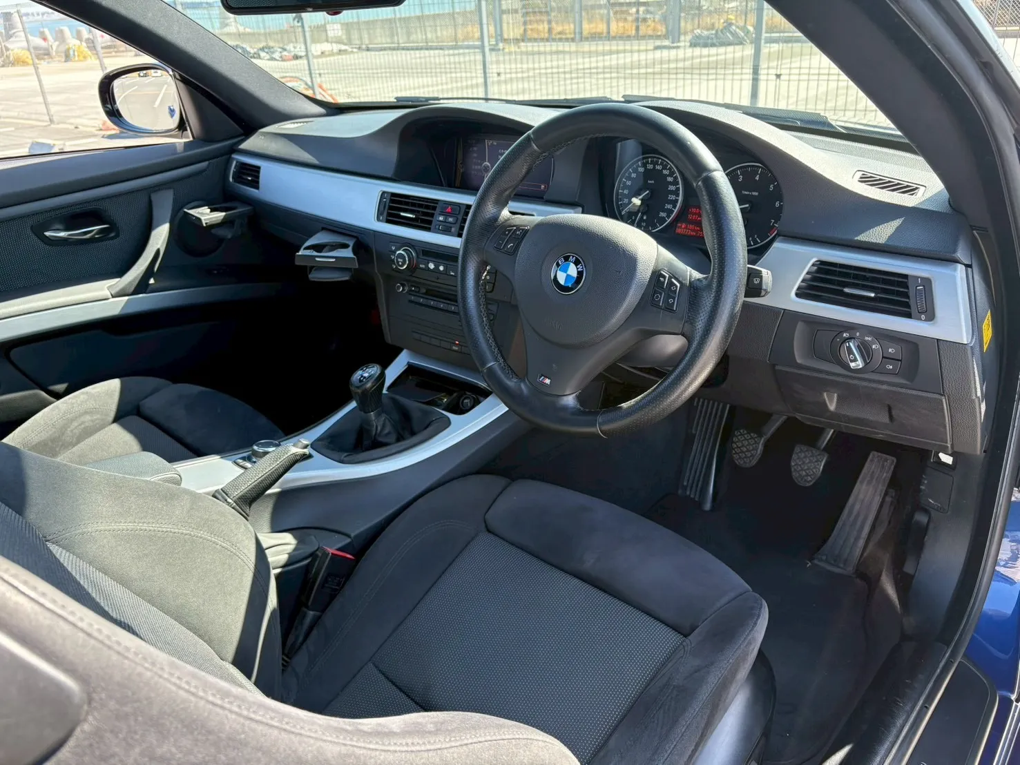 BMW　320クーペ（E92後期）　MスポーツPKG