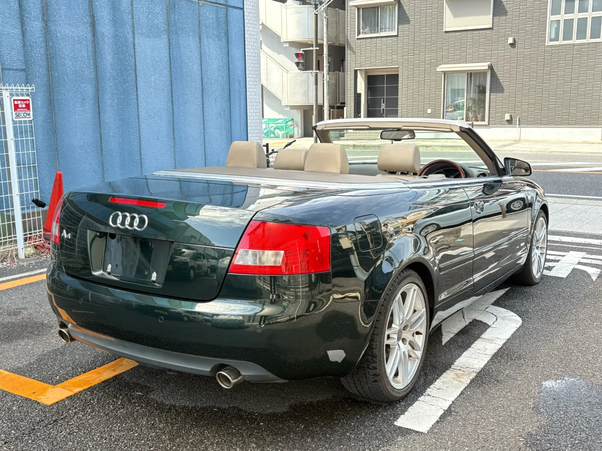 アウディA4カブリオレ（B6/8HBDV）