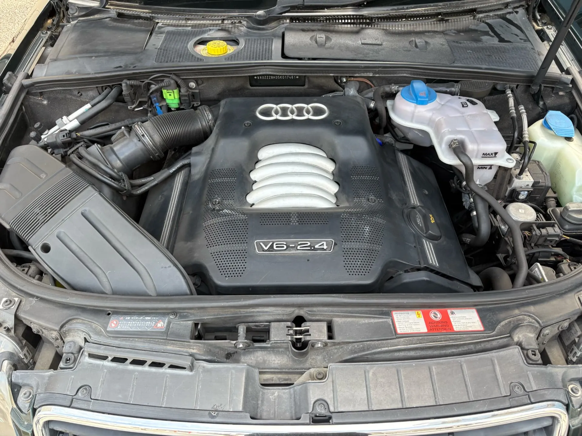 アウディA4カブリオレ（B6/8HBDV）